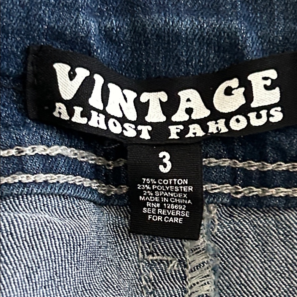 Vintage Denim Flare Jeans (Juniors) - Picture 2 of 15